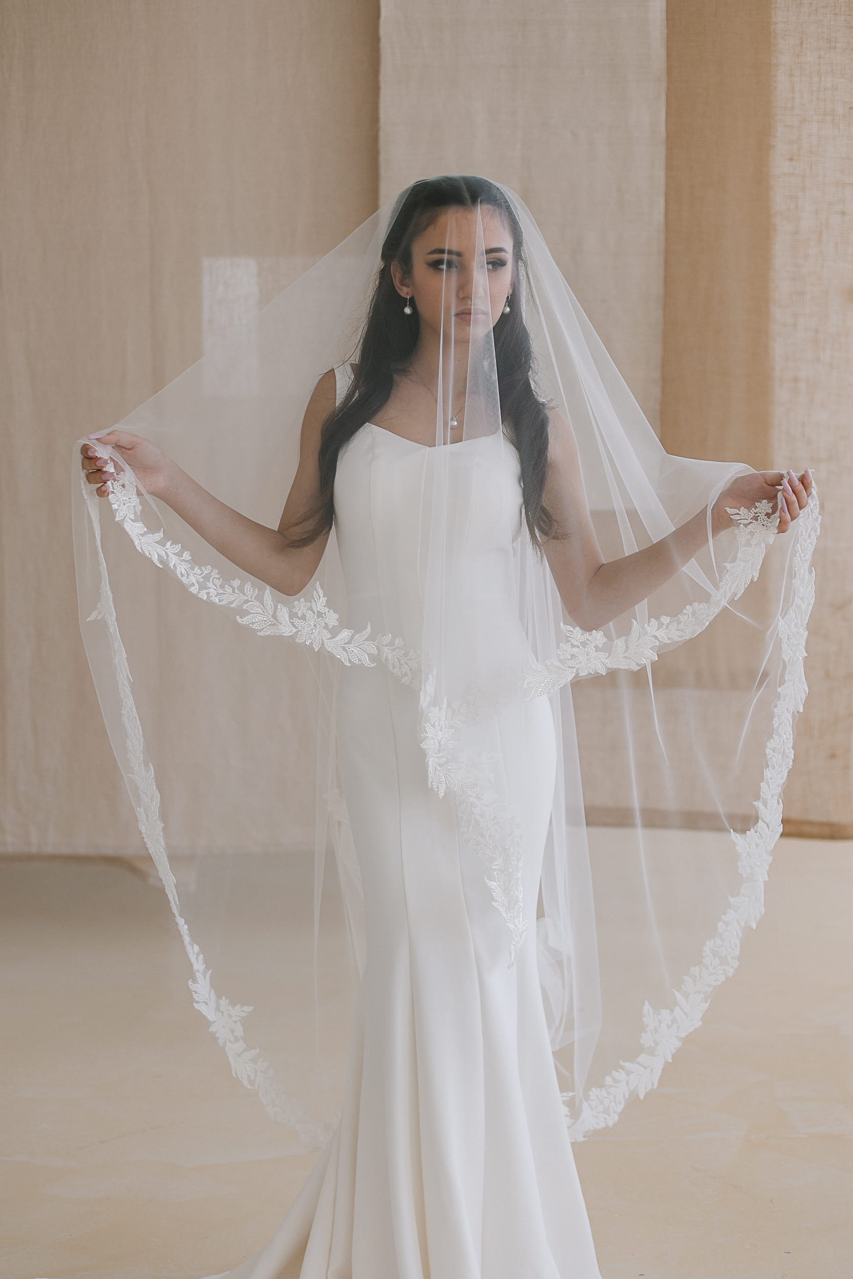 Alina - Long Veil Drop Shape with Lace Wedding Veil - Image 3