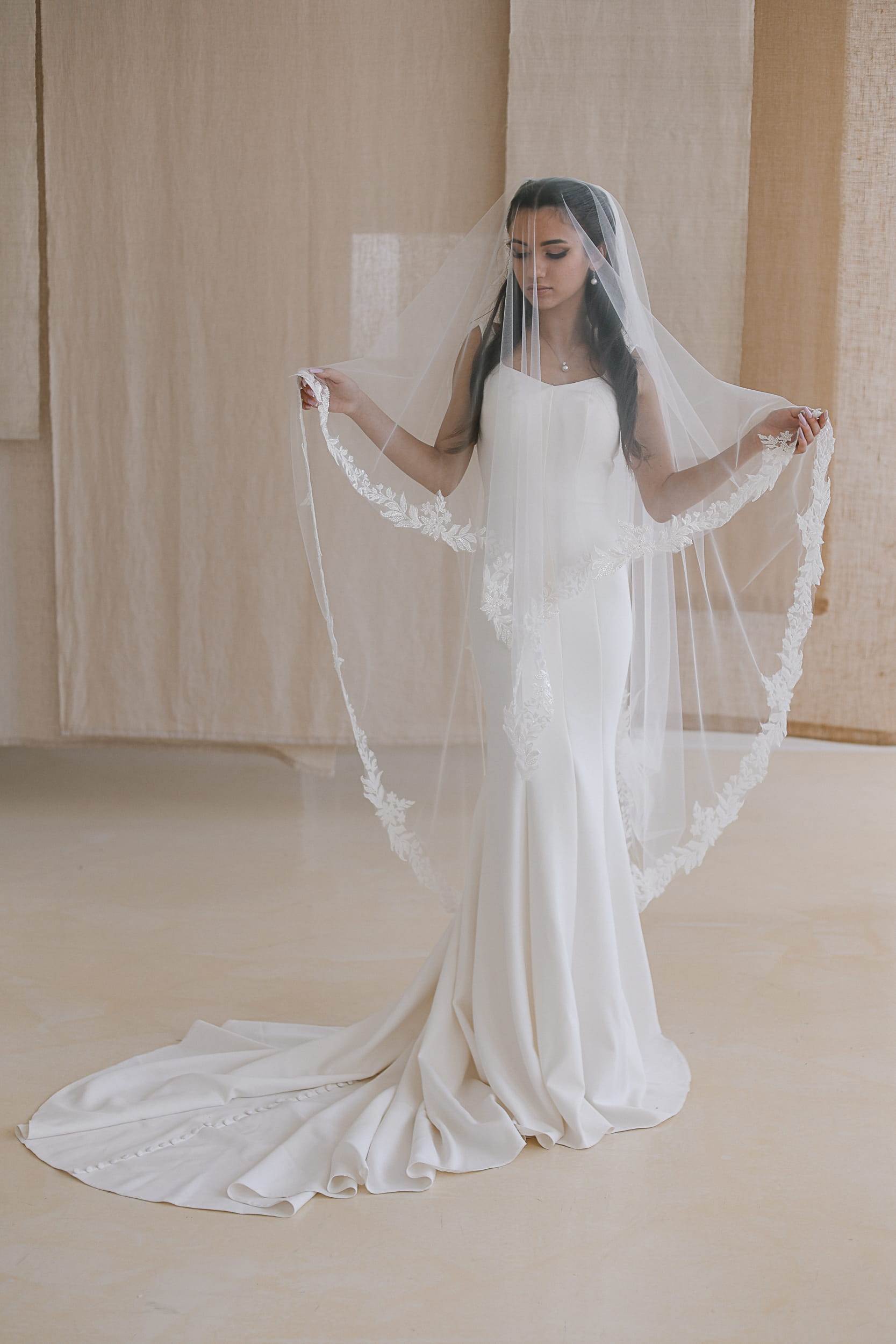 Alina - Long Veil Drop Shape with Lace Wedding Veil - Image 4