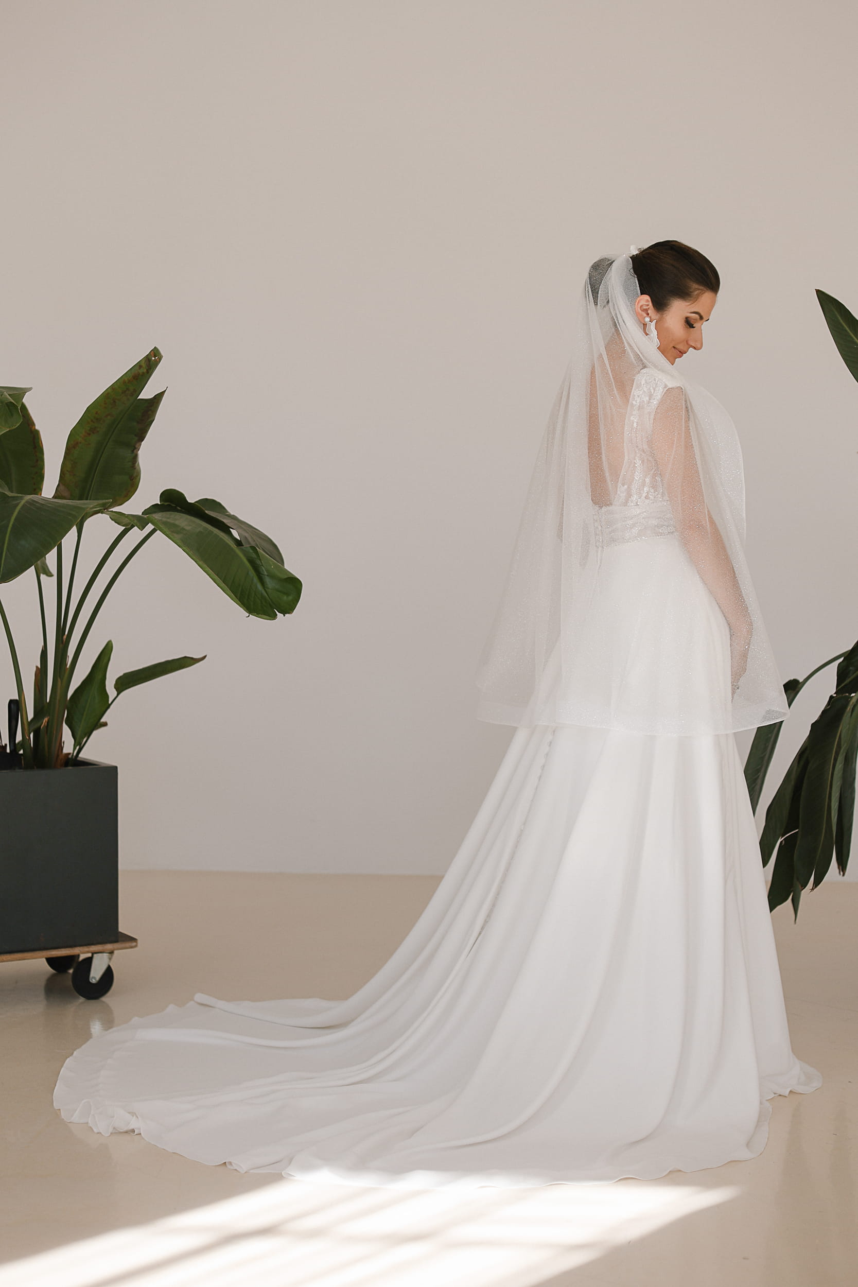 Eveline - Very Glittery Wedding Veil - Image 7
