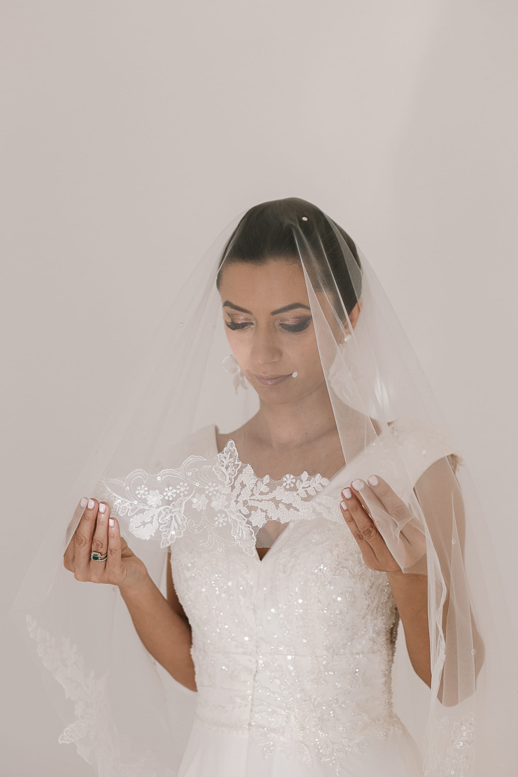 Juliette Wedding Veil with Lace Appliqué & Crystal Raindrops - Image 4
