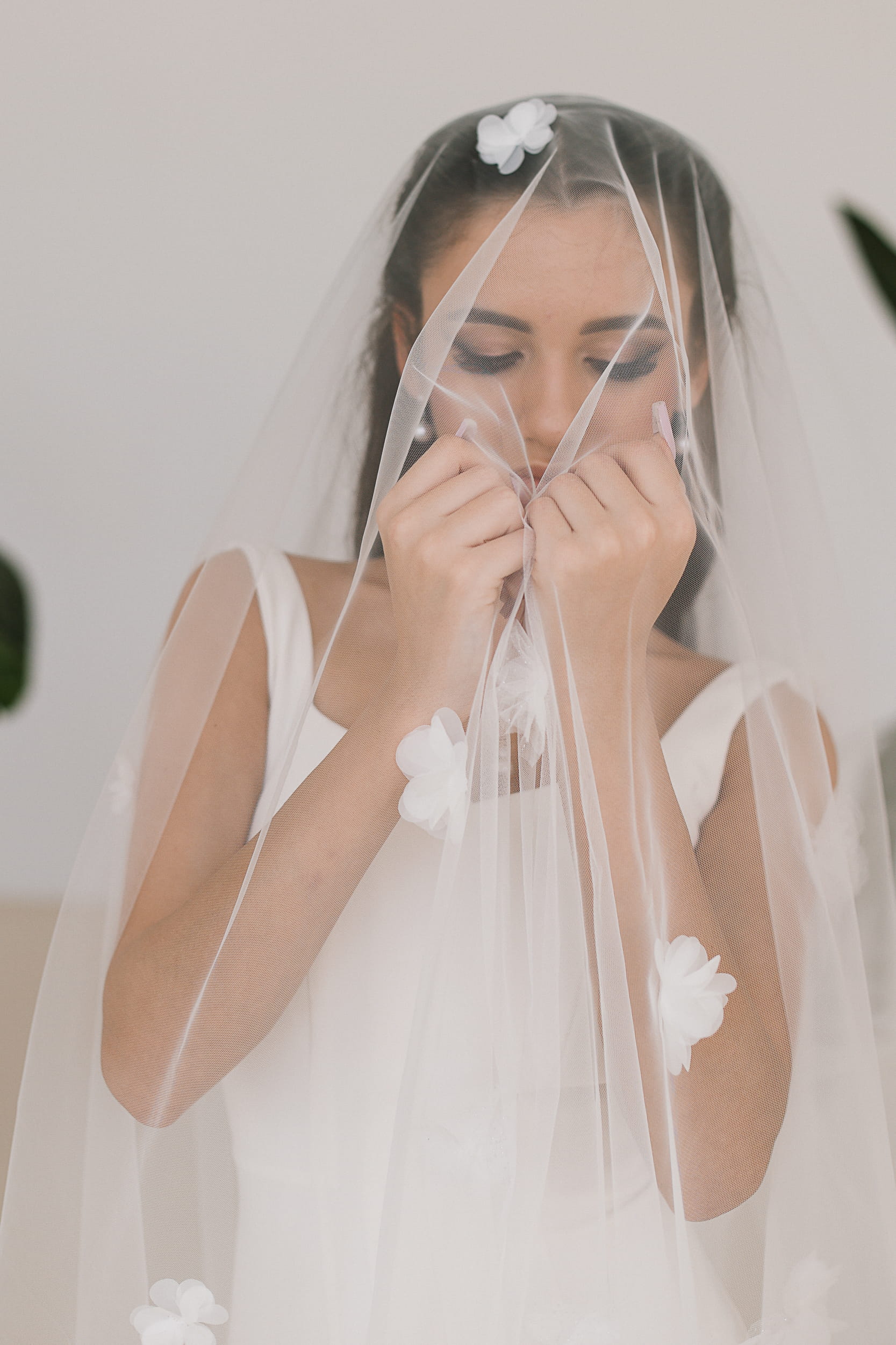 Karina - One Tier Veil 3D Flowers Wedding Veil