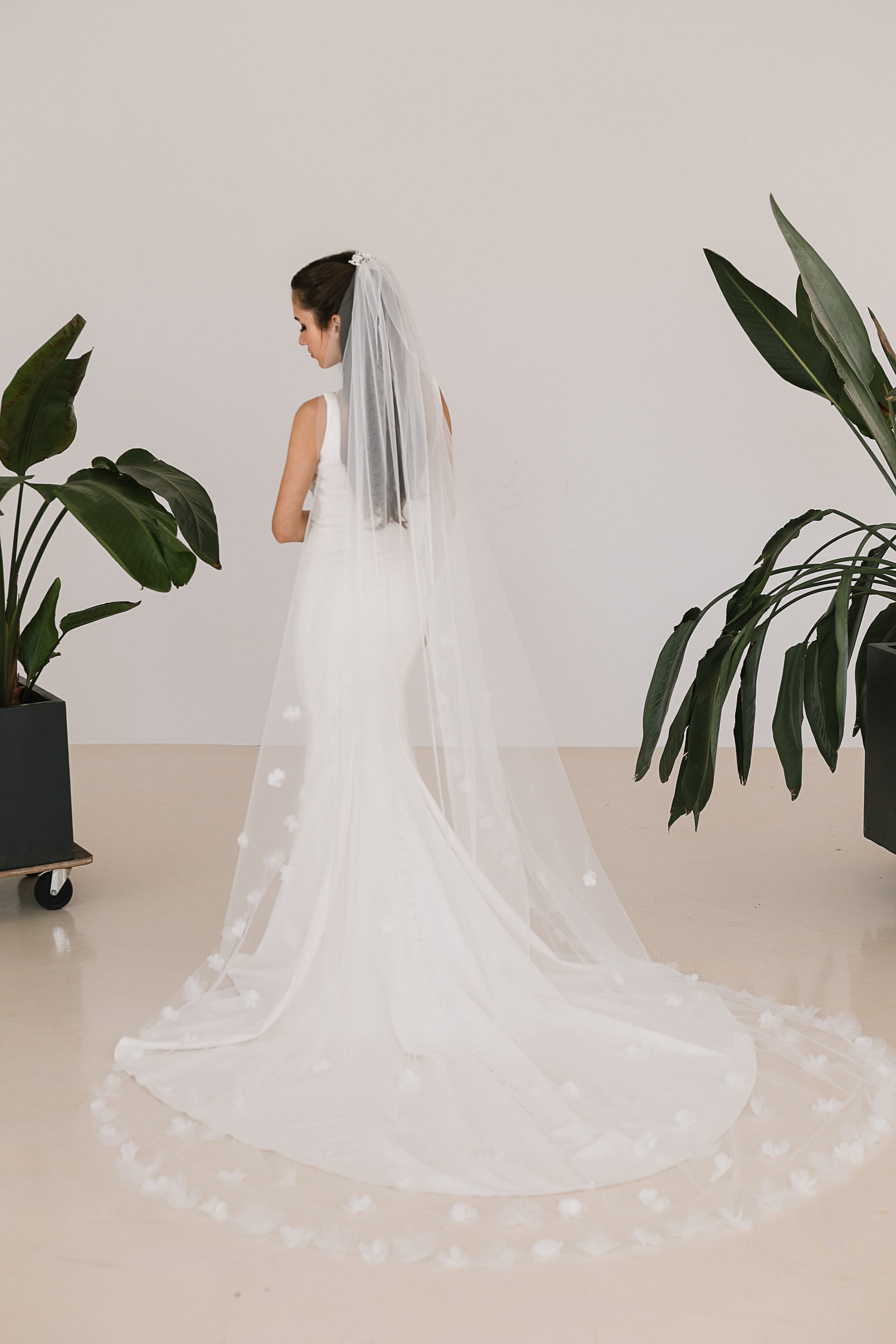 Karina - One Tier Veil 3D Flowers Wedding Veil - Image 2
